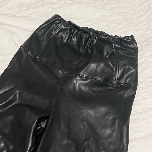 Wilfred free black leather leggings - Picture 3 of 5